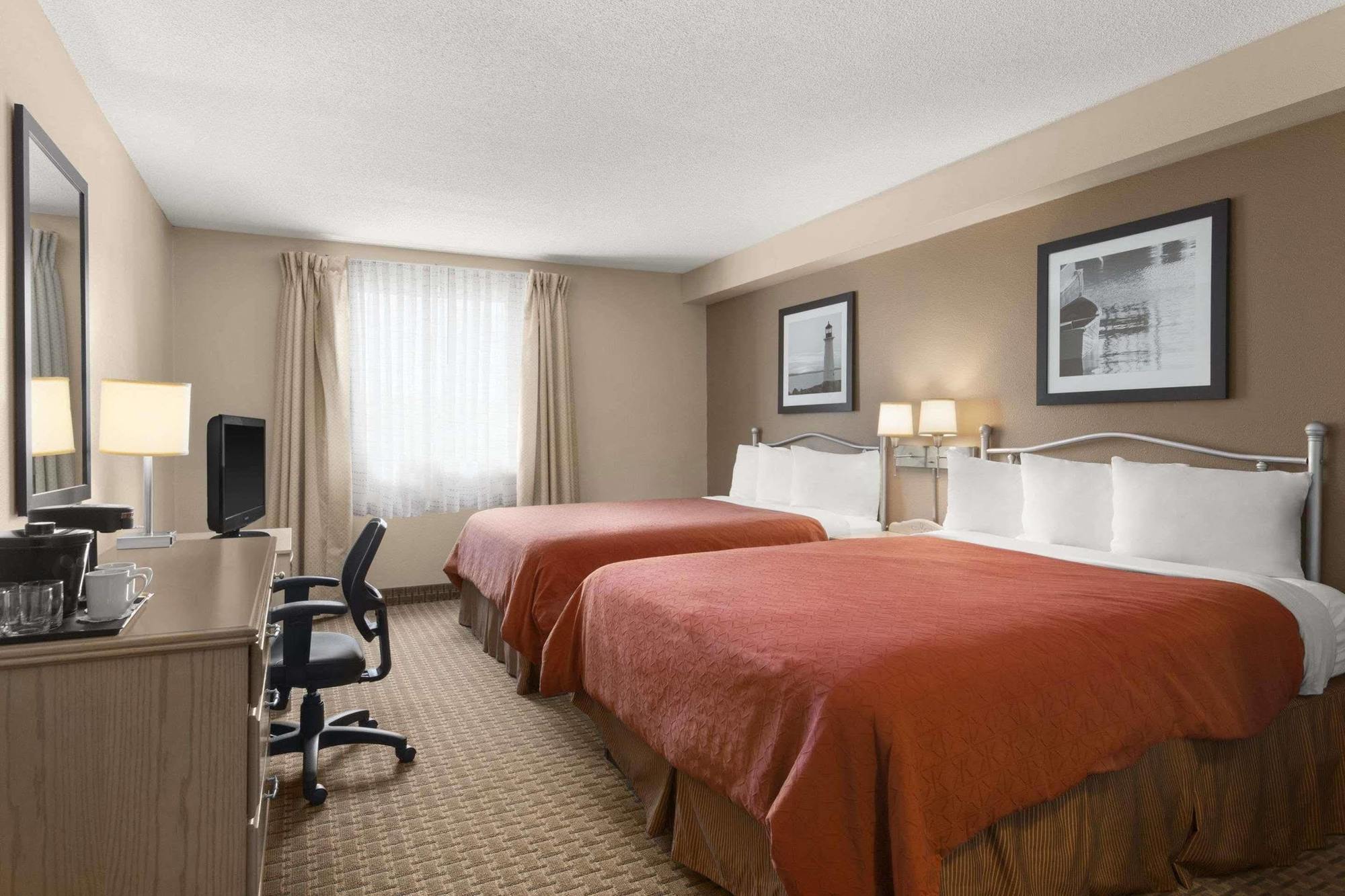 Country Inn & Suites Дартмут Экстерьер фото
