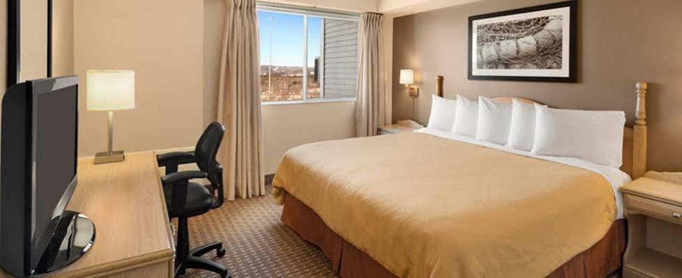 Country Inn & Suites Дартмут Экстерьер фото