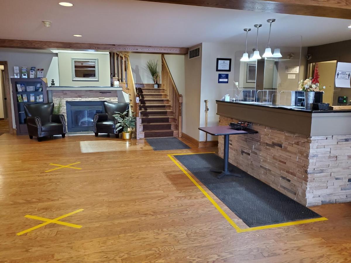 Country Inn & Suites Дартмут Экстерьер фото